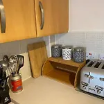 Centrally Located Light Warm & Welcoming Apartment
